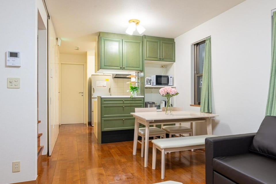 -Go Nishi-shinjuku- Shinjuku Newly renovated 4LDK House! Apartment in Shinjuku