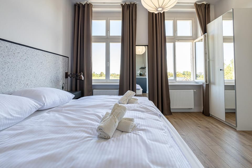 Bed, Photo of the whole room, Bedroom, internet, towels