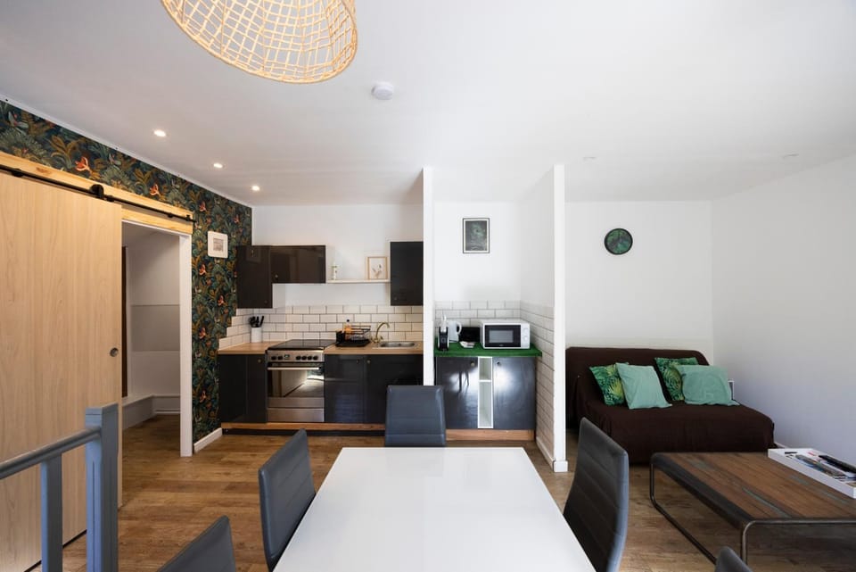 Property building, Living room