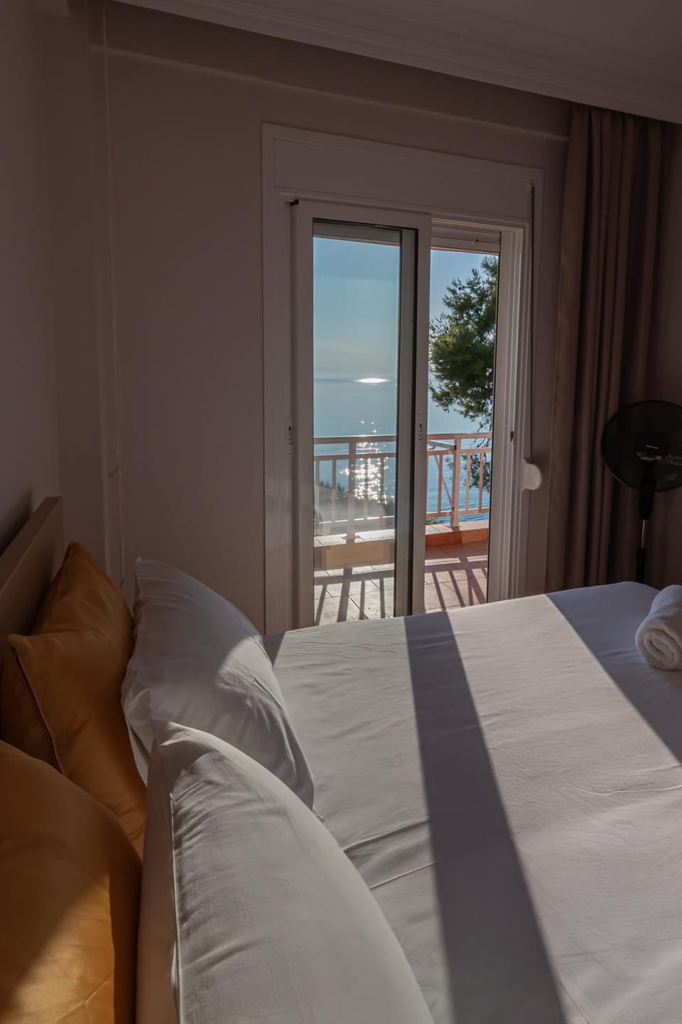 Seagull House by RentalsPro - Nea Potidaia Hlkidiki Apartment in Halkidiki