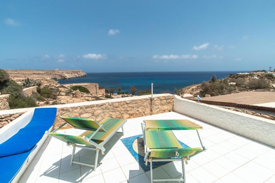 Day, Natural landscape, View (from property/room), Balcony/Terrace, Other, Sea view, sunbed