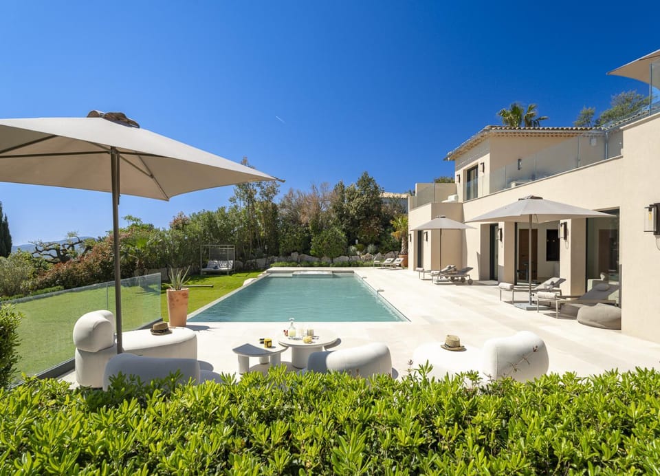 Villa Celina - Sea view Villa in Grimaud