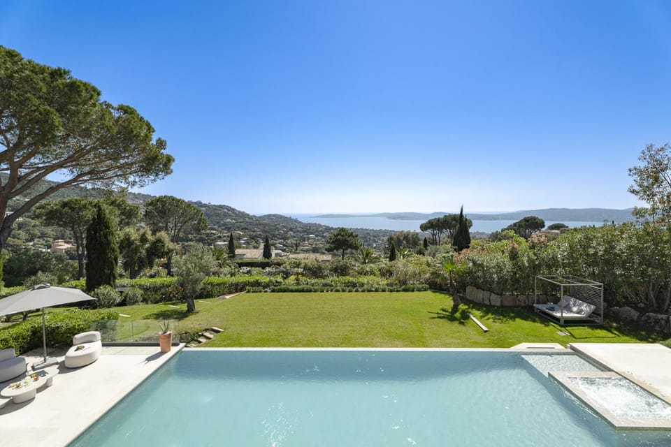 Villa Celina - Sea view Villa in Grimaud