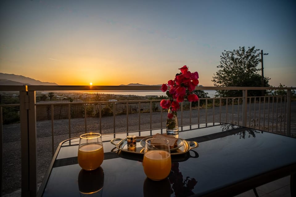 Natural landscape, View (from property/room), Balcony/Terrace, Sunset