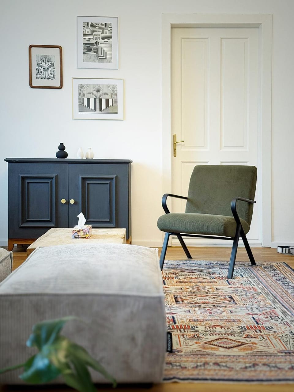 Living room, Seating area