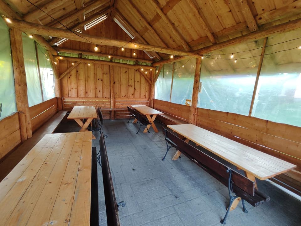 BBQ facilities, Garden, Seating area