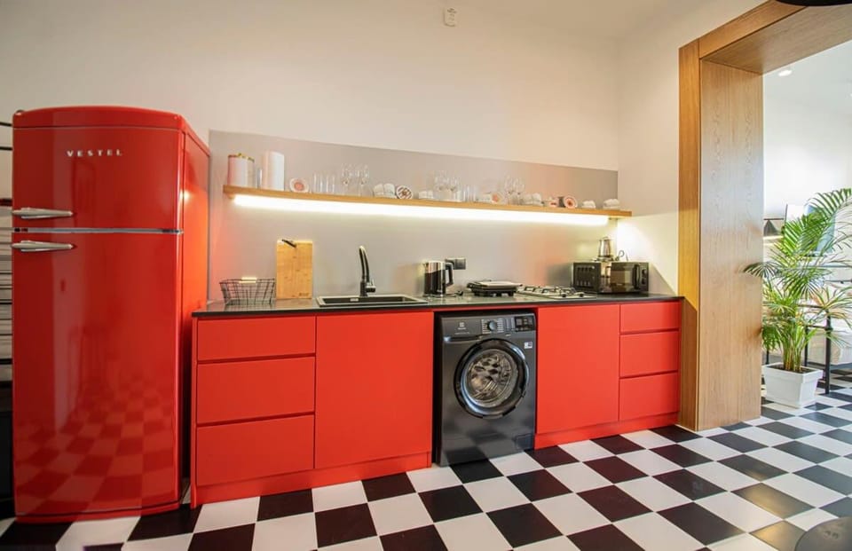 Stylish 1BR Apt In Tbilisi - By Wehost House in Tbilisi, Georgia