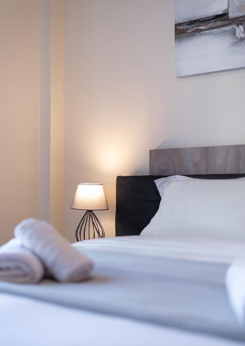 Near Metro 3 Bedrooms Fiber 100mbps Apartment in Athens