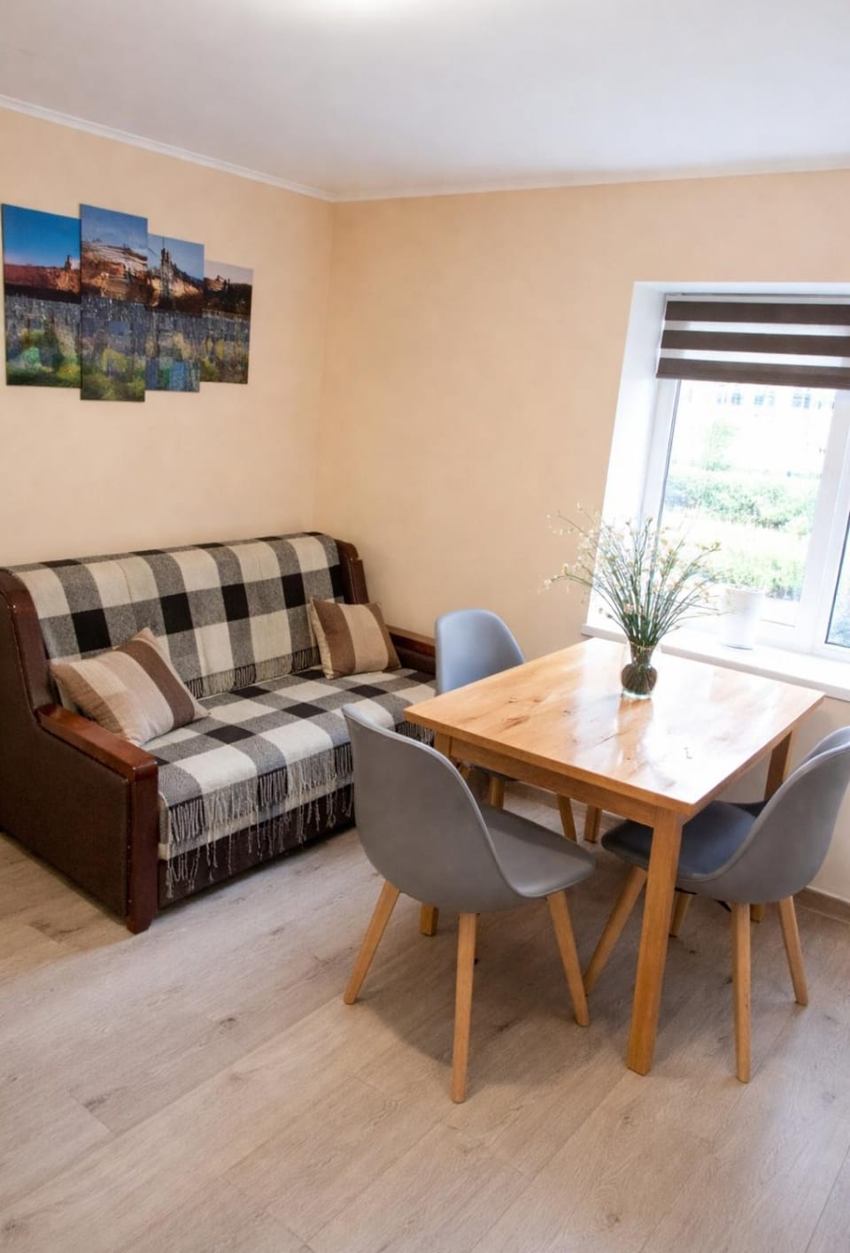 Квітучий двір Apartment in Lviv Oblast