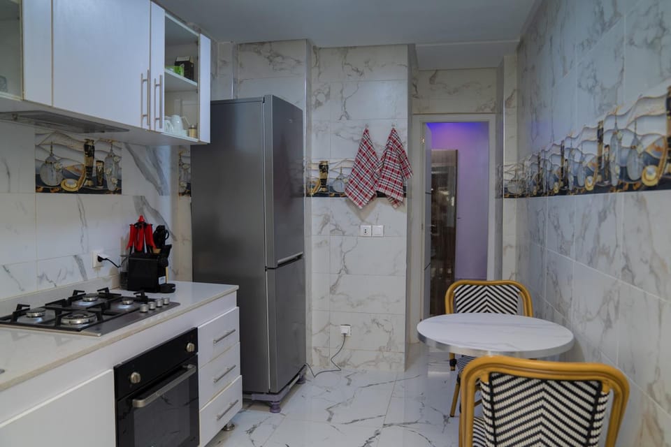 Kitchen or kitchenette, oven, stove