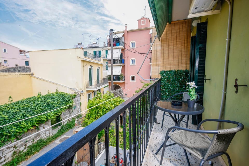 View (from property/room), Balcony/Terrace