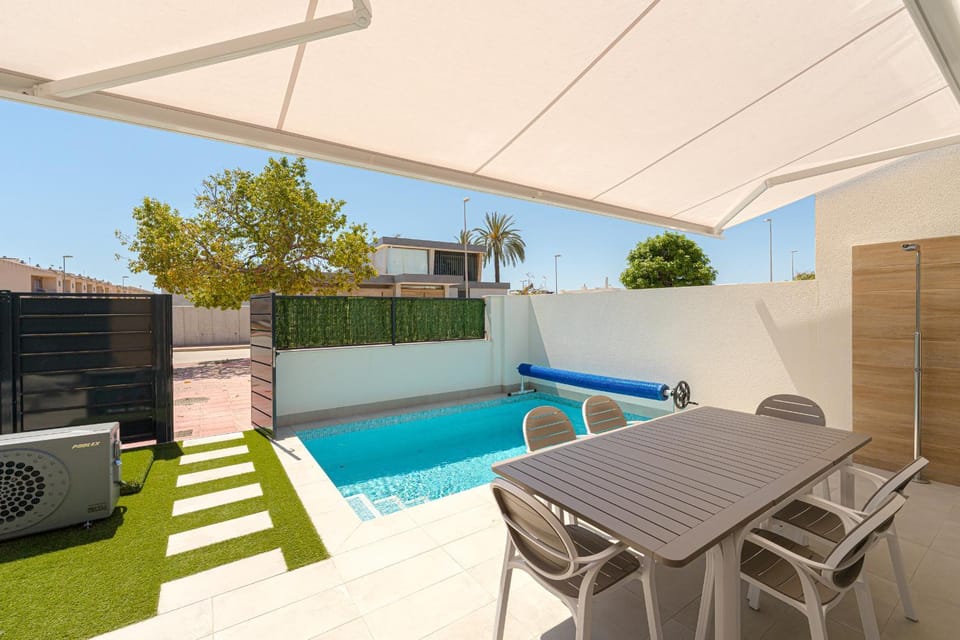 Patio, Garden, Garden view