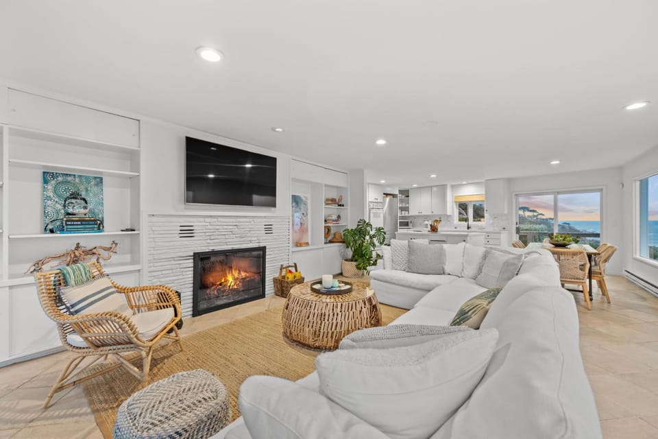 Entire Oceanfront Home Breathtaking 180 Views Near San Francisco House in Montara