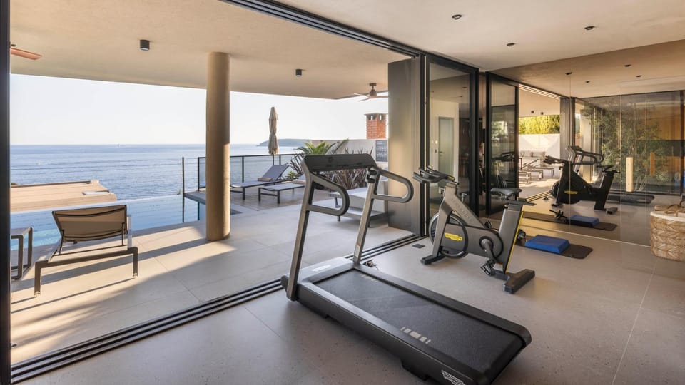Day, Summer, View (from property/room), Fitness centre/facilities, Sea view, Time of day