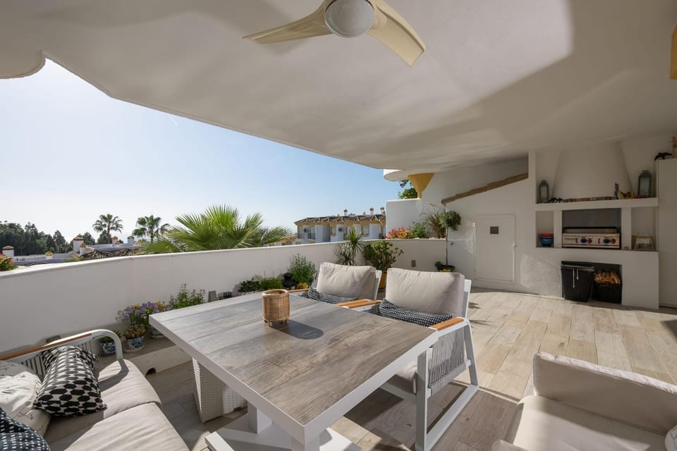 2 beds Apartment in Calahonda near Golf, Tennis and Padel Apartment in Sitio de Calahonda