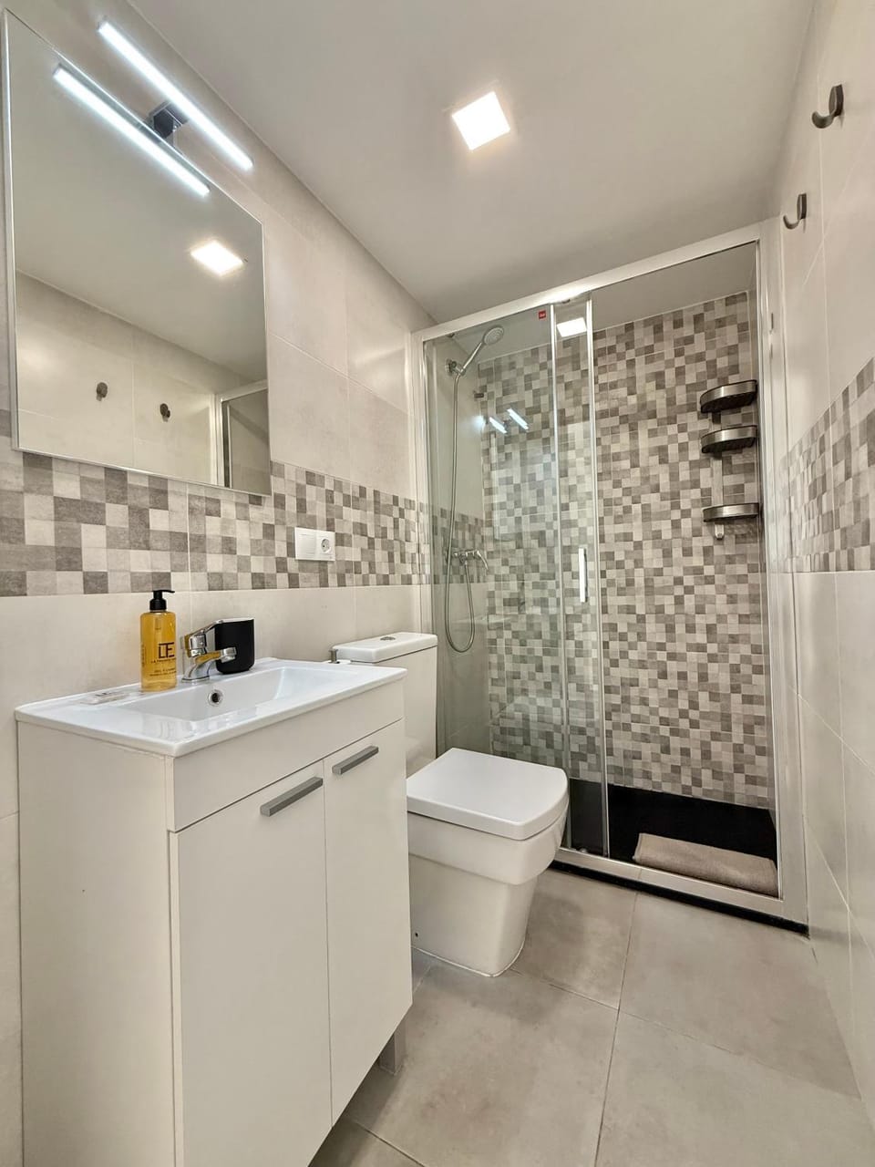 LaFrenchTouch - Apartamento en el corazón de Bonanza Apartment in Benalmadena