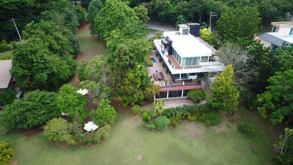 Property building, Garden, Area and facilities, Area and facilities