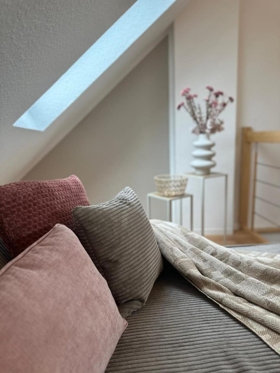Living room, Photo of the whole room, Seating area