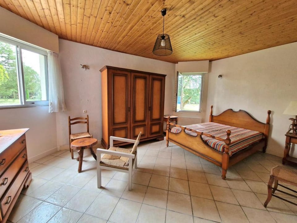 La Villa de Cormes-Écluses House in Nouvelle-Aquitaine