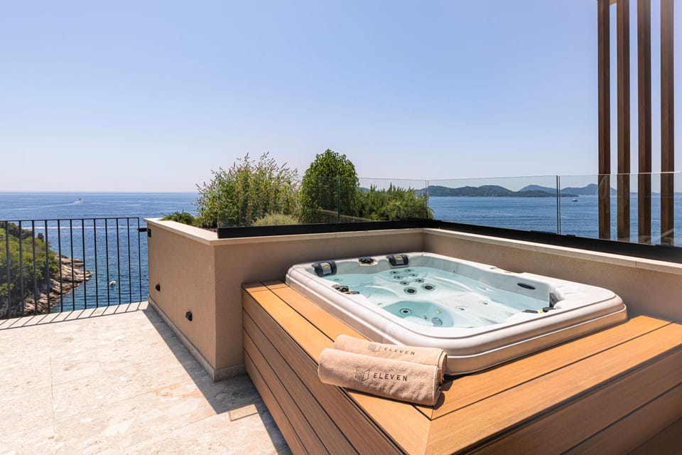 Day, Natural landscape, Hot Tub, Sea view