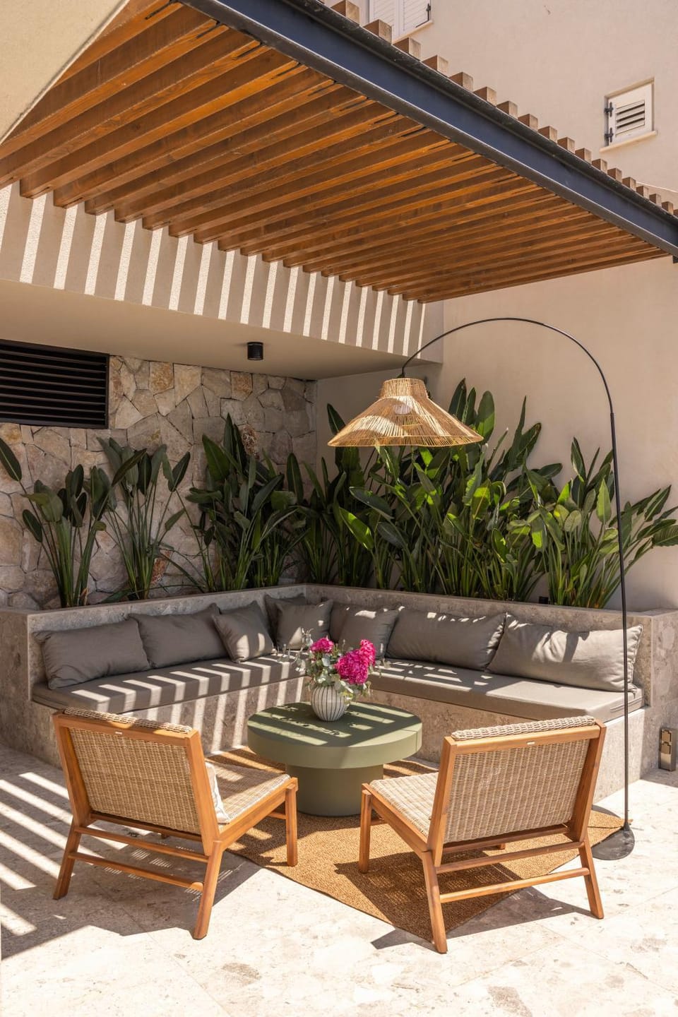 Patio, Day, Summer, Seating area