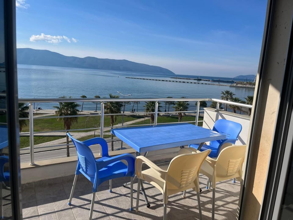 Natural landscape, View (from property/room), Balcony/Terrace, Mountain view, Sea view