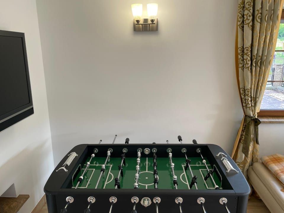Communal lounge/ TV room, Game Room, Evening entertainment