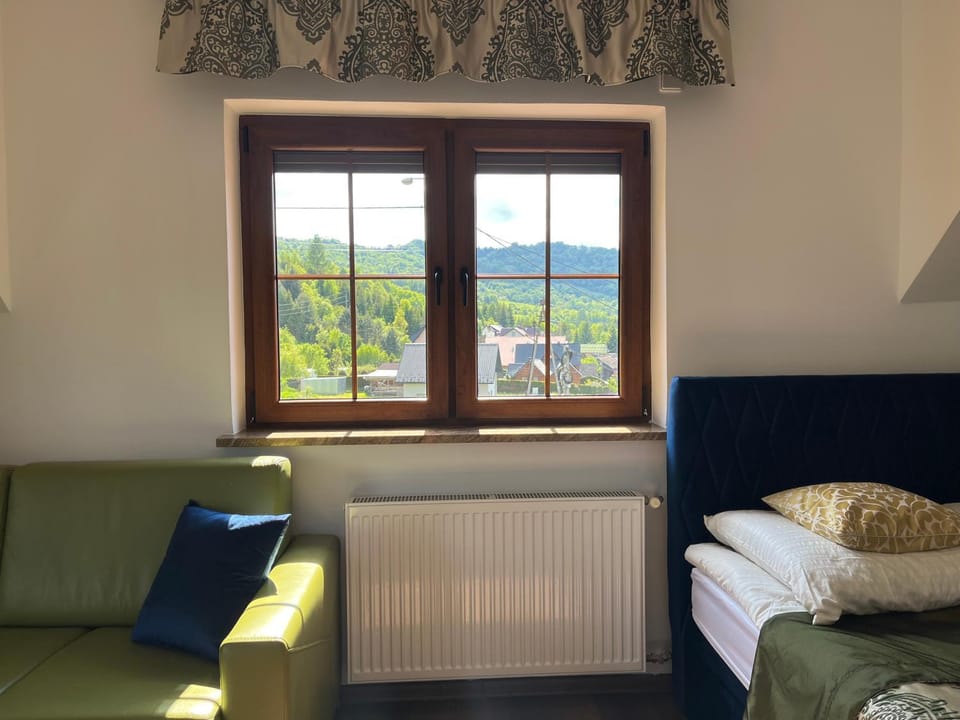 Natural landscape, Photo of the whole room, Bedroom