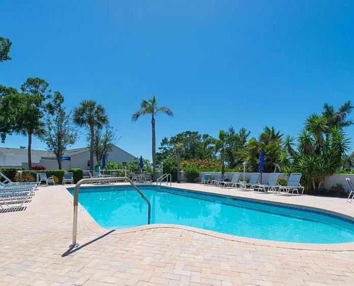Waterfront Perico Bay Club Villa - Close To Beaches - Mangrove Escape House in Bradenton