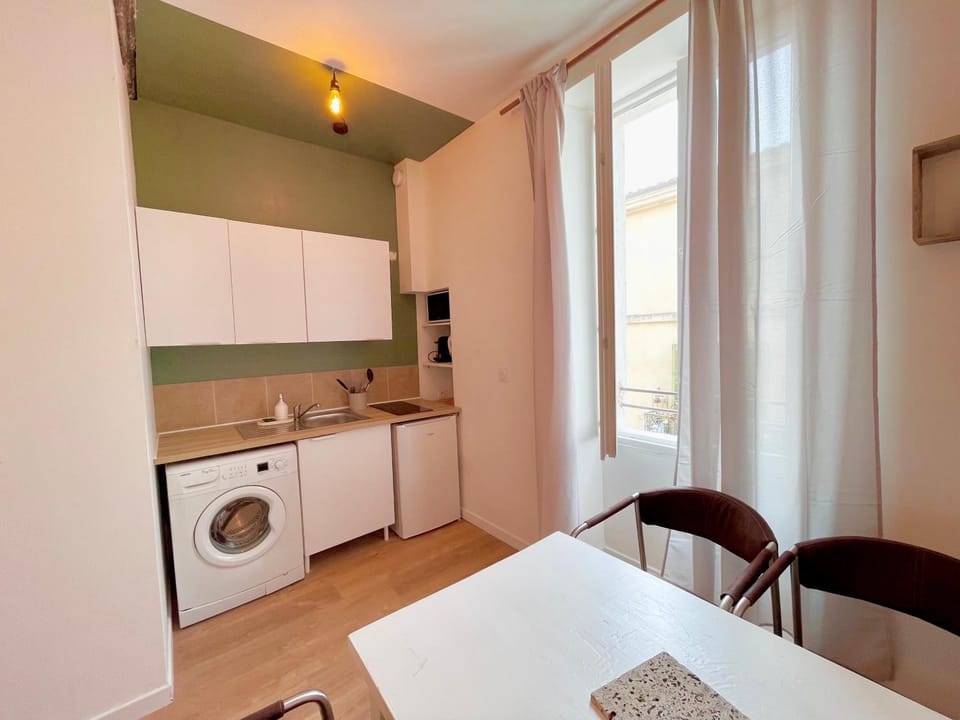Studio Nemausus Apartment in Nimes