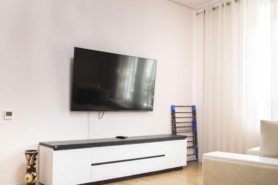 Communal lounge/ TV room, TV and multimedia, Photo of the whole room