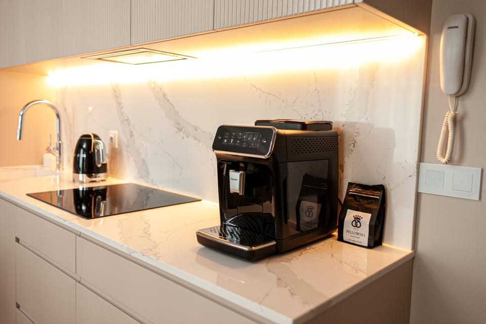 Coffee/tea facilities, Kitchen or kitchenette