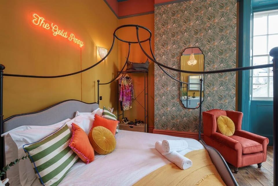 The Gold Penny studio apartment at The Bank of England Apartment in Bristol