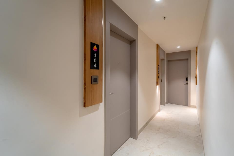 Lobby or reception, Floor plan