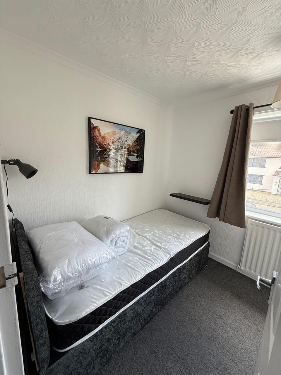 Braemar House - 3 Bedroom, Sleeps 5 House in England