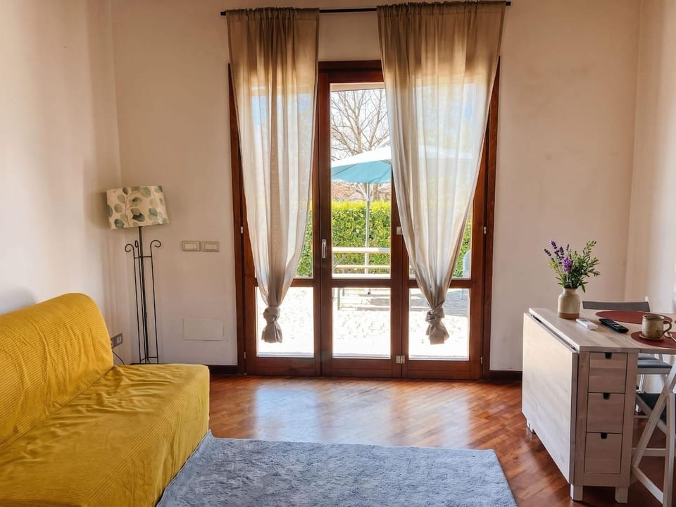 Property building, Natural landscape, Living room