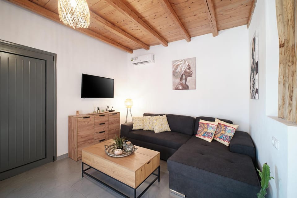 Marnik Suites Country House in Kea-Kythnos