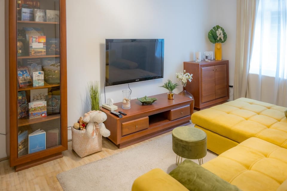 Library, TV and multimedia, Living room, Evening entertainment