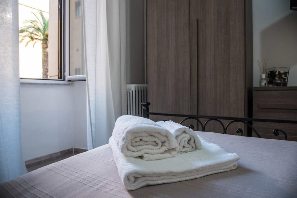 Decorative detail, Bedroom