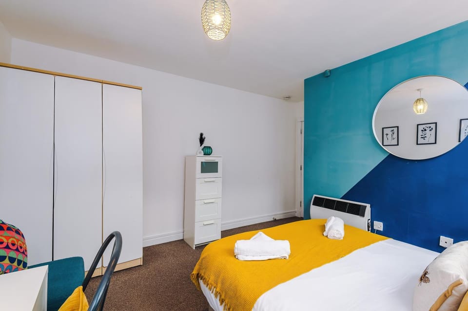 Bed, Photo of the whole room, Bedroom, towels, wardrobe