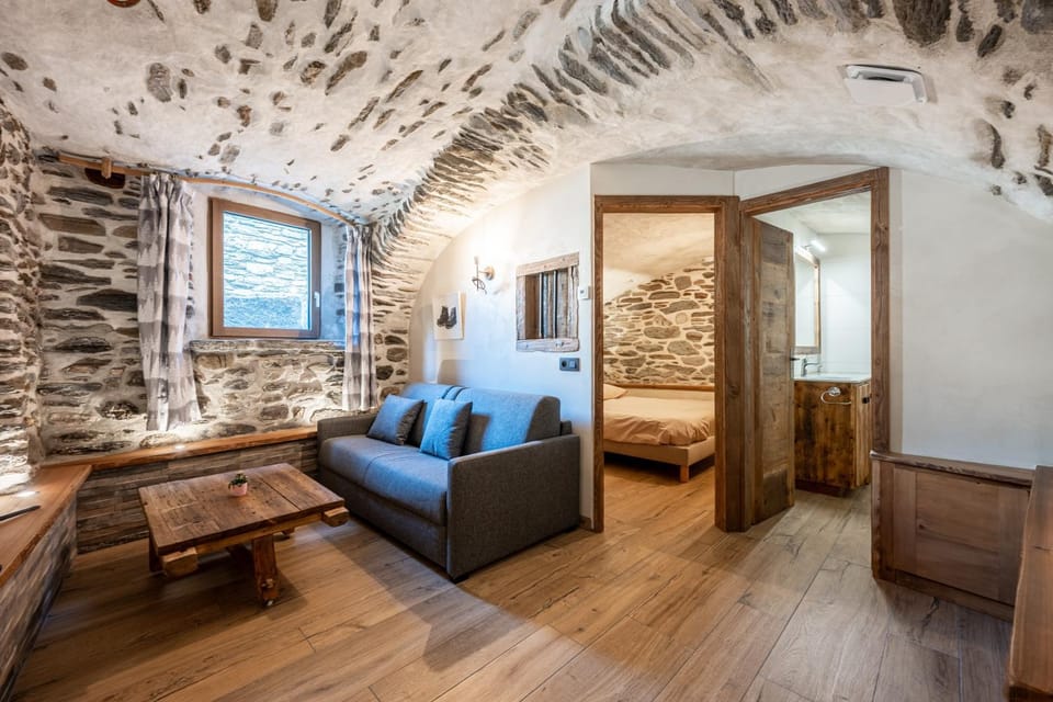Property building, Living room