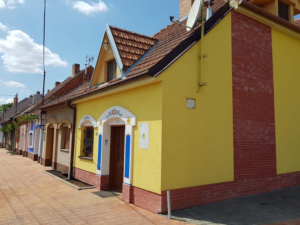 Vinný sklep u Osičky House in South Moravian Region