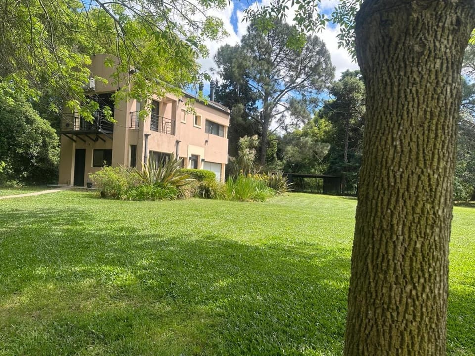 Casa Quinta en Barrio Cerrado Los Cardales House in Santa Fe Province, Argentina