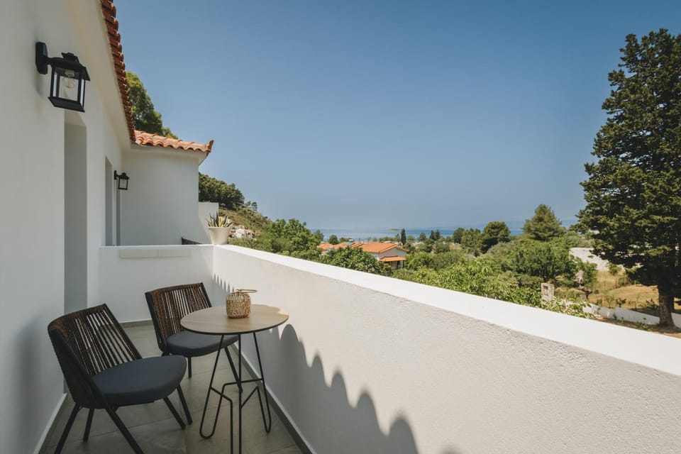 Day, Natural landscape, View (from property/room), Balcony/Terrace, Sea view