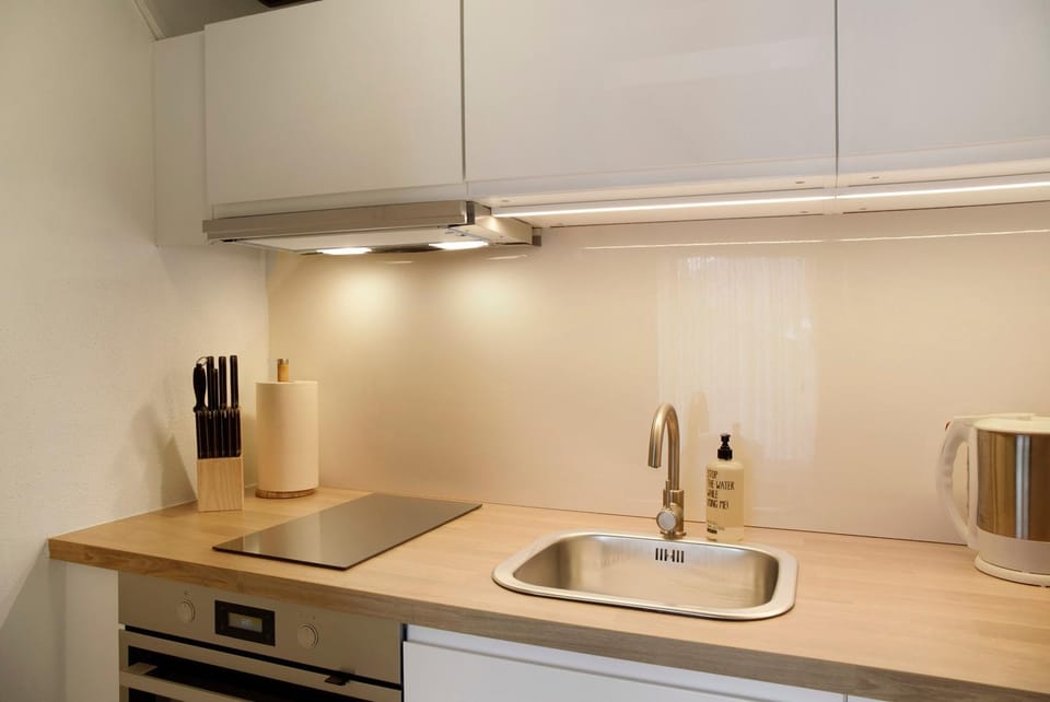 Kitchen or kitchenette, Living room