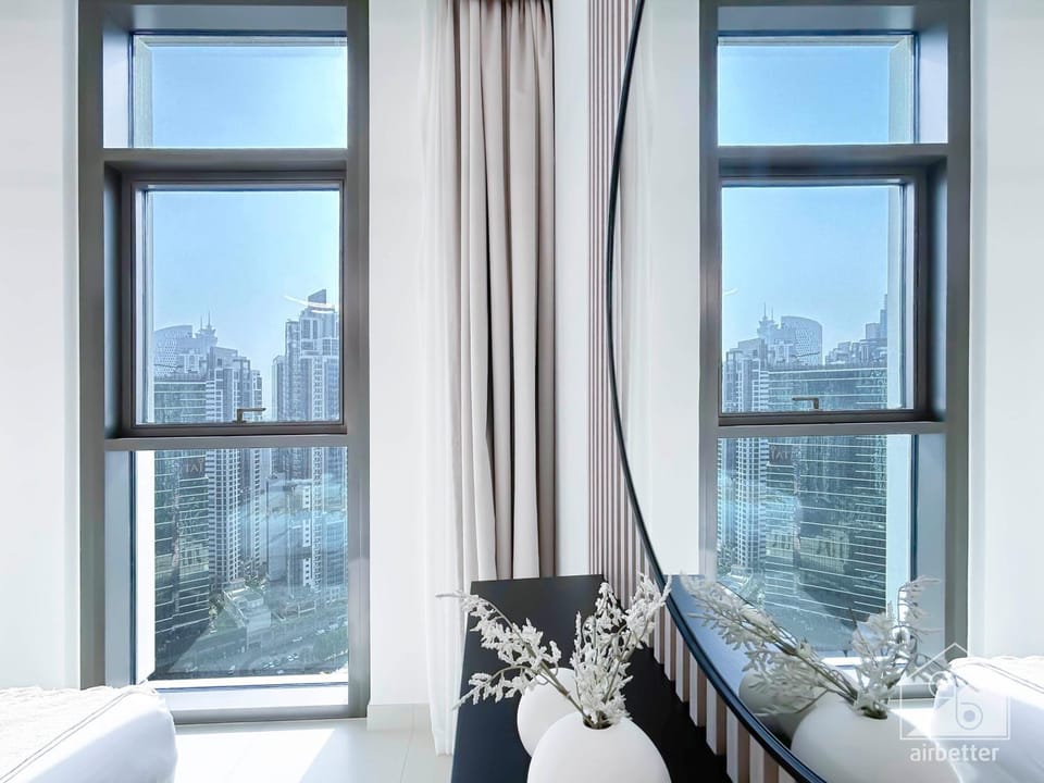 Full Luxury at Burj Crown 2B with City Views Apartment in Dubai