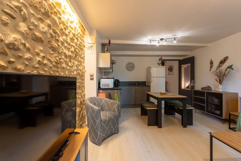Property building, Living room