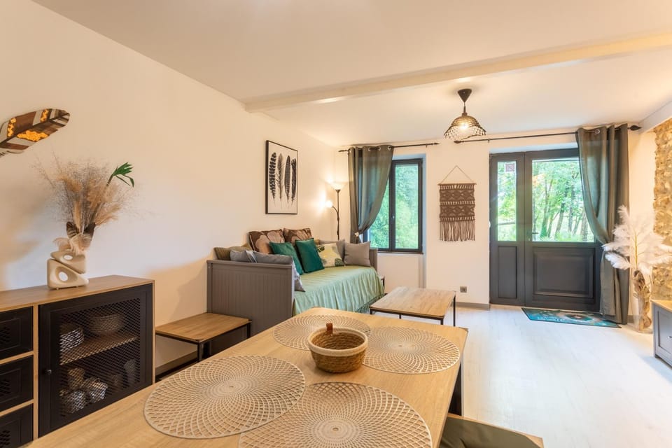 Property building, Living room