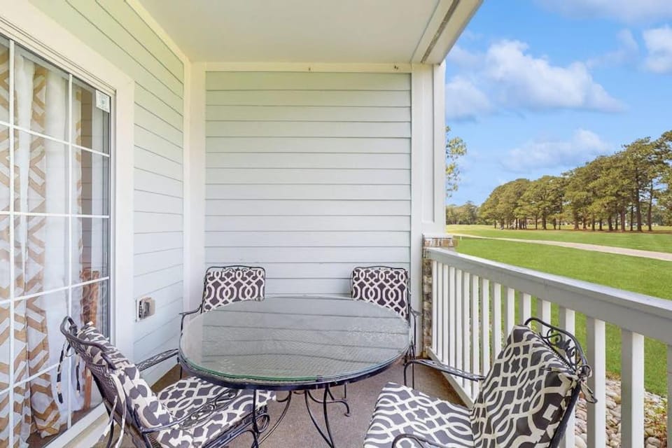 Coastal Retreat at Magnolia Place Apartment in Carolina Forest
