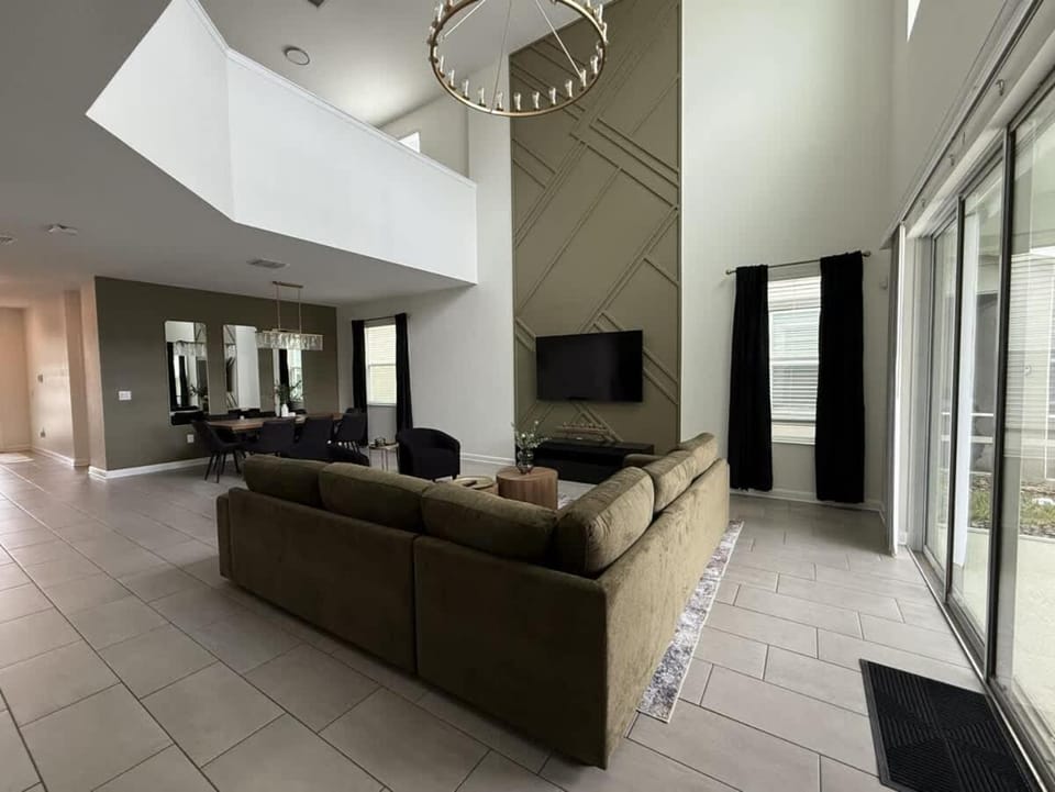 TV and multimedia, Living room, Seating area